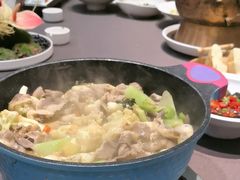 -香山湖家家宴(中山陵店)