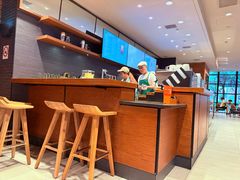 -星巴克(上海虹桥新天地二店)
