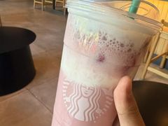 -瑞幸咖啡(田贝地铁站D出入口店)