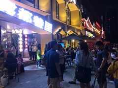 等位区-雾都渣渣火锅(南城智汇城店)