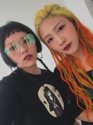 和Yuki姐姐的合影 嘻嘻-简法造型·品牌形象店