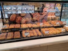 -巴黎贝甜(大宁国际商业广场店)