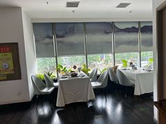 -鉴川·川菜传承(星汇两江店)