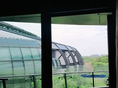 -上海滴水湖皇冠假日酒店