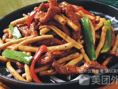 茶树菇炒牛柳-客家汇·客家传承菜(水库店)