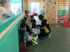 -玩胜青少儿体能(福田侨香中心)