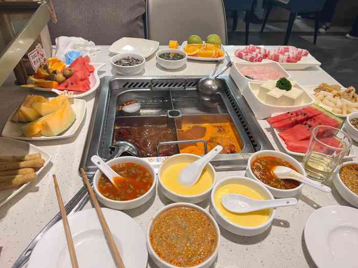 海底捞火锅(印象汇店)-"上周四的大郑州真的是自打记事95起最冷的.