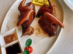 玻璃脆皮乳鸽-粤秀餐厅(国货店)
