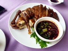 -湖泉水云间餐厅·弥勒地道菜(B座店)