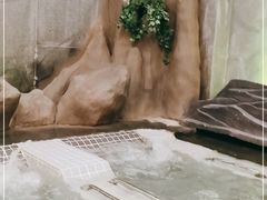 -水中央富硒温泉
