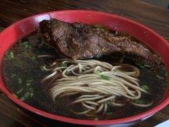 -小龙大肉面馆