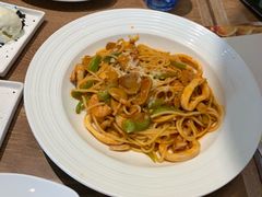 -必胜客(WOW中央公园店)