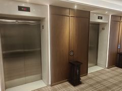 -上海虹桥祥源希尔顿酒店