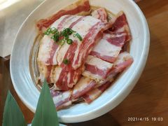 秘制肥牛-明洞阿姨·韩式酱蟹烤肉·创意料理(三元桥店)