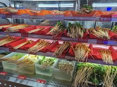 -钢管厂五区小郡肝串串香(滨江店)