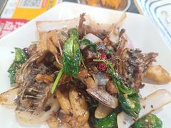 -许哥东北烧烤·铁丳烤串·宫后夹肉(繁花中心店)