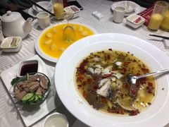 -湖庭壹品鸭王·传统北京烤鸭·别墅私房菜·庭院宵夜(江宁店)