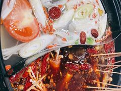 -灌县老妈砂锅串串香(万科红生活广场店)