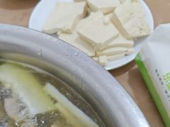 -黑竹沟新场牛肉火锅