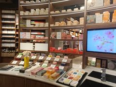 -代字行家居 DZH HOME(正弘城店)