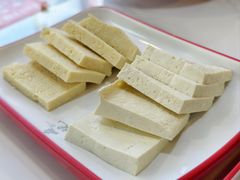 豆腐双拼-毛辣果红酸汤火锅·冰煮羊涮肉(西单店)