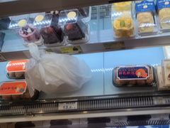 -昆明冠生园·蛋糕·面包(南强街店)