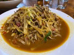 土烧萝卜牛肉丝-三千西子