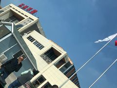 -平望服务区·停车场