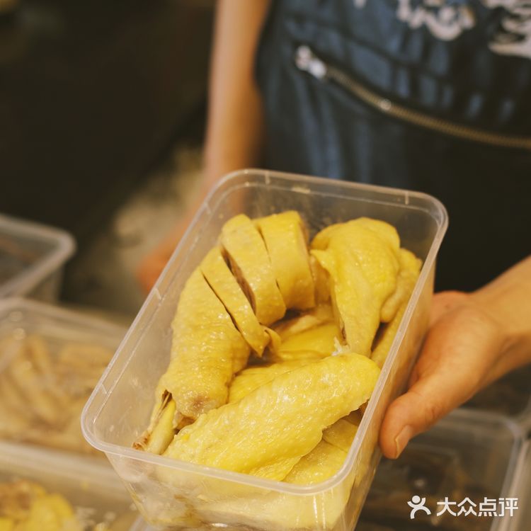被一份古法酱鹅圈粉的一天！