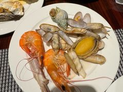 -广州万富希尔顿酒店-感趣自助餐厅·生蚝海鲜刺身