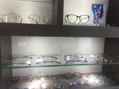 -视野联行眼镜蔡司·依视路官方授权店(顺城店)