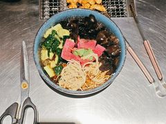 -马路牙子烧烤音乐酒馆(望京店)