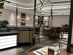-港丽餐厅(正大店)