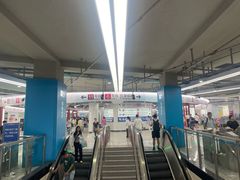 -东方体育中心(地铁站)