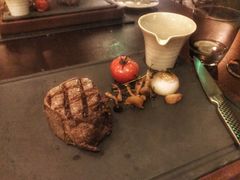 -恰餐厅及酒吧 CHAR Bar & Grill (北京丽都皇冠假日店)