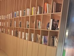 -涨巢·潮玩水疗局