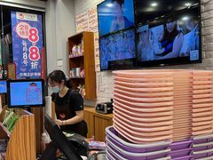 -六个木子量贩零食连锁(平陵广场店)