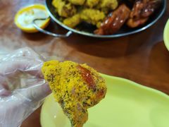 -BHC炸鸡(明洞总店)