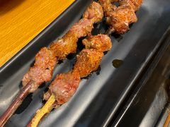 -虾弄弄海派小龙虾·牛羊蝎子火锅