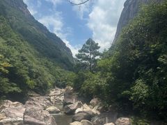 -鄣山大峡谷