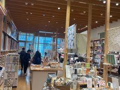 -伊东屋(本店)
