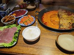 -萍姐火锅·公路夜市(武汉首店)