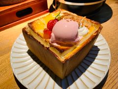 -蜜桃餐厅·伴山(湖滨商业街店)