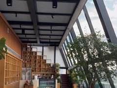 -四月吧餐厅(正阳步行街店)