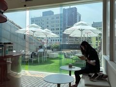 -UNI UNI(环亚凯瑟琳店)