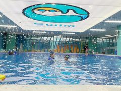 -Swim斯卫姆国际儿童游泳中心(红博中央公园店)