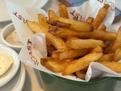 -ROAST coffee & eatery