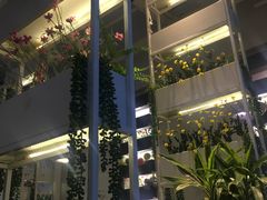 -84那年咖啡馆(李沧万达店)