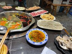 -重庆风光老灶火锅城(同德广场店)