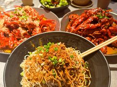 -巴厘龙虾·榜首油焖大虾(音乐学院·沿江酒馆店)